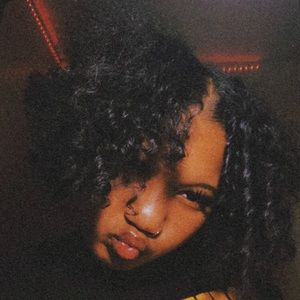 Meet your Posher, Sonyae